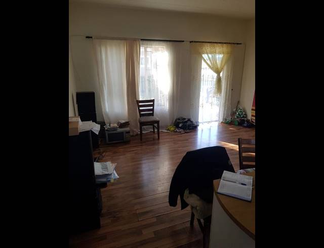 2 BEDROOM TOWNHOUSE FOR SALE IN PARKDENE